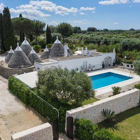 Trulli Dei Gelsomini 8 *