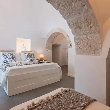 Villa Trulli Dei Gelsomini 8 *