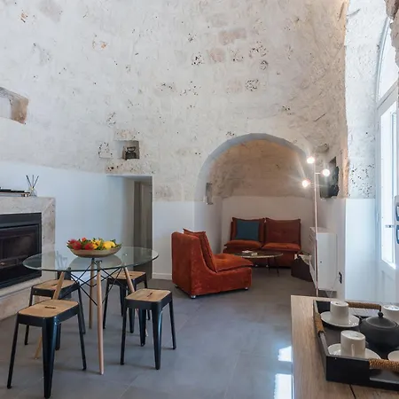 Trulli Dei Gelsomini 8